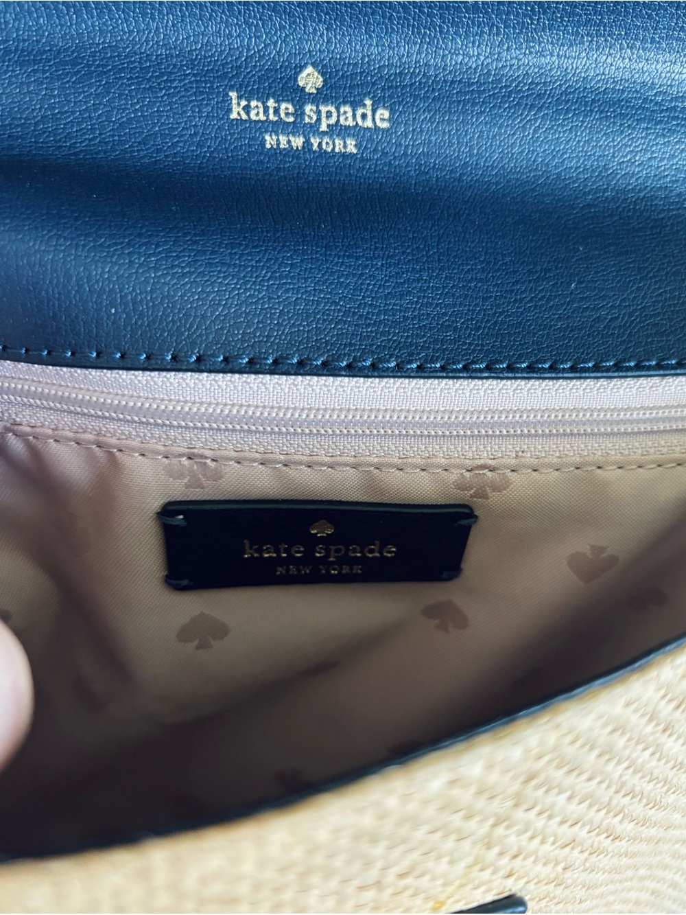 Kate Spade ‘Robyn’ Medium Chain Crossbody Bag Navy Leather and Woven Straw - Picture 8 of 9
